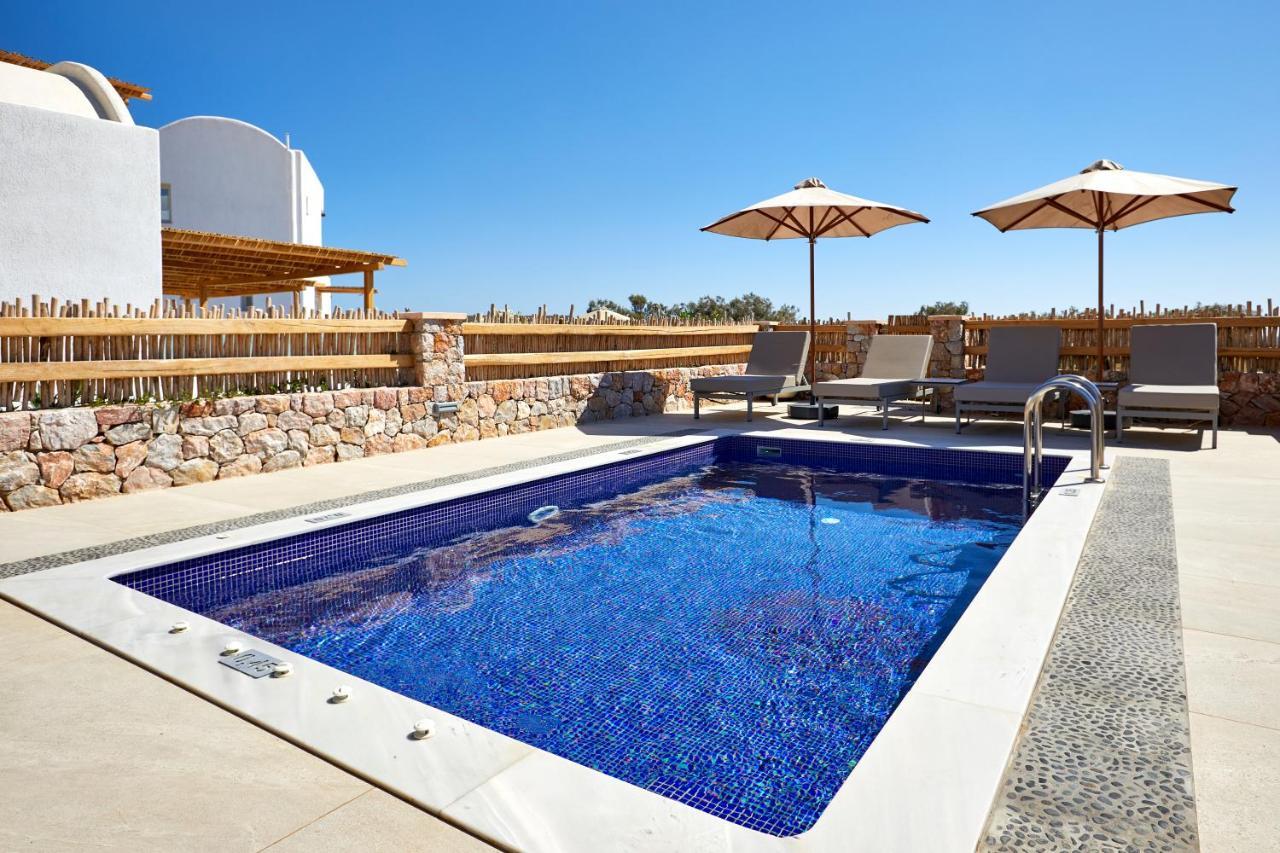 Sea Breeze Santorini Beach Resort, Curio By Hilton Agios Georgios  Екстериор снимка